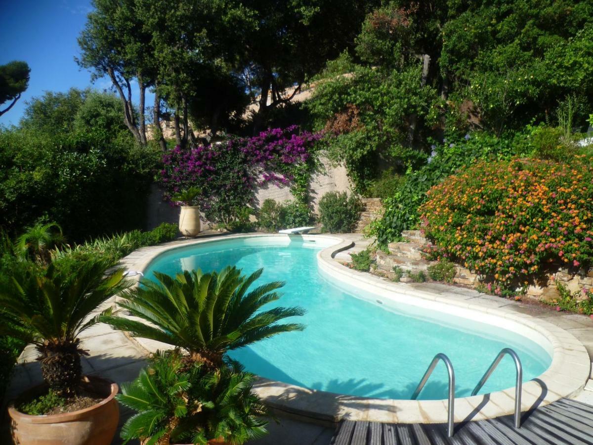 Villa Du Bau Rouge Carqueiranne Εξωτερικό φωτογραφία